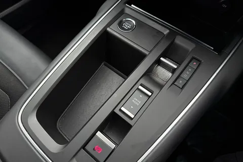 VO74TWX Citroën C5 Aircross 1.6 14.2kWh MAX e-EAT8 Euro 6 (s/s) 5dr Thumbnail #21