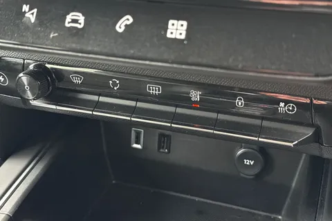 VO74TWX Citroën C5 Aircross 1.6 14.2kWh MAX e-EAT8 Euro 6 (s/s) 5dr Thumbnail #27