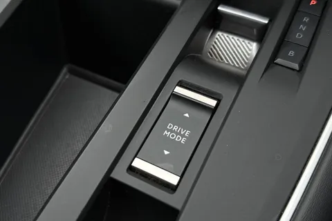 VO74TWX Citroën C5 Aircross 1.6 14.2kWh MAX e-EAT8 Euro 6 (s/s) 5dr Thumbnail #42