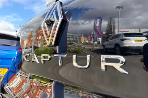 WG25JTX Renault Captur 1.6 E-TECH techno Auto Euro 6 (s/s) 5dr Thumbnail #27