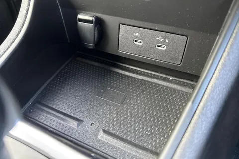 WG25JTX Renault Captur 1.6 E-TECH techno Auto Euro 6 (s/s) 5dr Thumbnail #40