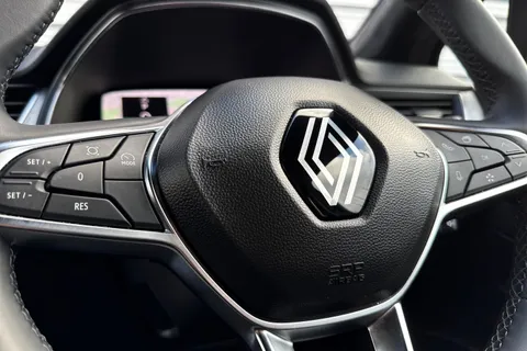 WG25JTX Renault Captur 1.6 E-TECH techno Auto Euro 6 (s/s) 5dr Thumbnail #44