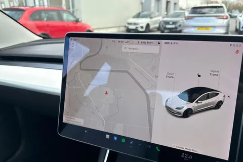 17 of 66 for Tesla Model 3 (Dual Motor) Long Range Auto 4WDE 4dr