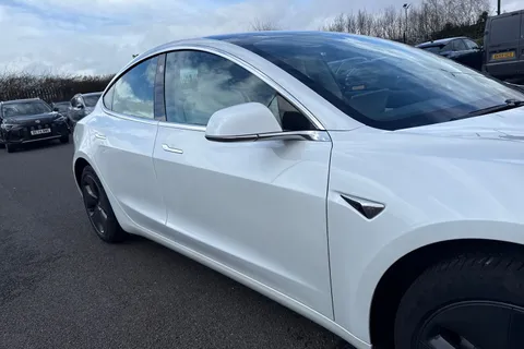 33 of 66 for Tesla Model 3 (Dual Motor) Long Range Auto 4WDE 4dr