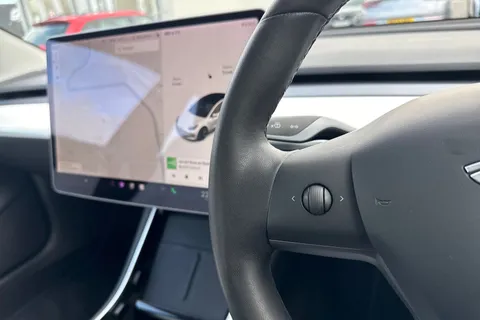 38 of 66 for Tesla Model 3 (Dual Motor) Long Range Auto 4WDE 4dr