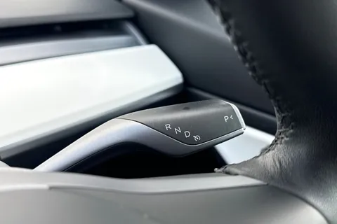 41 of 66 for Tesla Model 3 (Dual Motor) Long Range Auto 4WDE 4dr