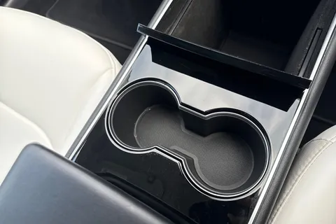 56 of 66 for Tesla Model 3 (Dual Motor) Long Range Auto 4WDE 4dr