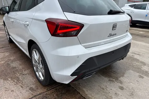  SEAT Ibiza 1.0 TSI FR First Edition Euro 6 (s/s) 5dr Thumbnail #8