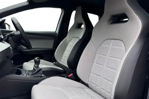  SEAT Ibiza 1.0 TSI FR First Edition Euro 6 (s/s) 5dr Thumbnail #16