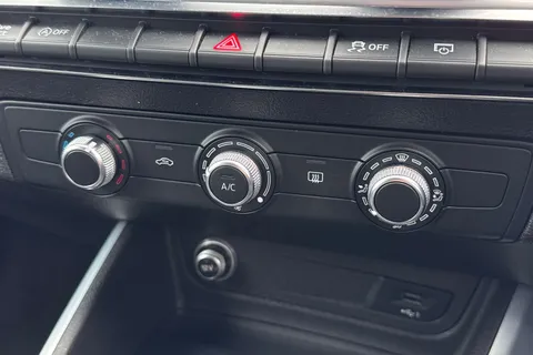 LR69NRX Audi Q2 1.6 TDI 30 Sport Euro 6 (s/s) 5dr Thumbnail #22