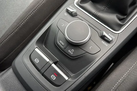 LR69NRX Audi Q2 1.6 TDI 30 Sport Euro 6 (s/s) 5dr Thumbnail #36