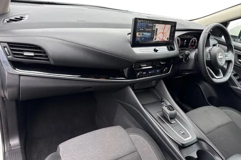 KE73UUT Nissan Qashqai 1.3 DIG-T MHEV N-Connecta XTRON Euro 6 (s/s) 5dr Thumbnail #10