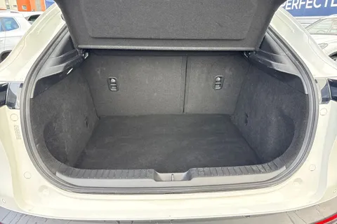 MW71VUM Mazda Cx-30 2.0 e-SKYACTIV G MHEV SE-L Euro 6 (s/s) 5dr Thumbnail #8