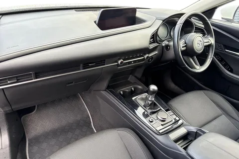 MW71VUM Mazda Cx-30 2.0 e-SKYACTIV G MHEV SE-L Euro 6 (s/s) 5dr Thumbnail #16