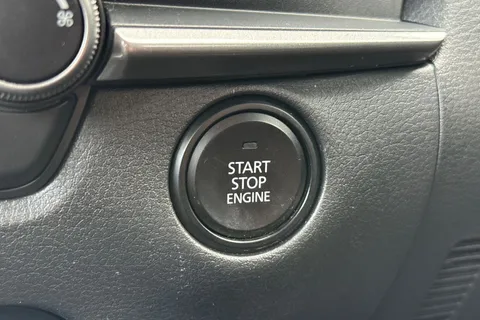 MW71VUM Mazda Cx-30 2.0 e-SKYACTIV G MHEV SE-L Euro 6 (s/s) 5dr Thumbnail #33