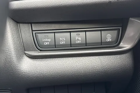 MW71VUM Mazda Cx-30 2.0 e-SKYACTIV G MHEV SE-L Euro 6 (s/s) 5dr Thumbnail #34