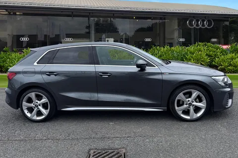 PN73MXB Audi A3 Sportback S line 30 TFSI  110 PS S tronic Thumbnail #4