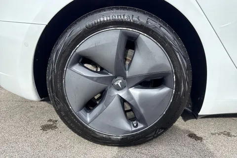 10 of 63 for Tesla Model 3 (Dual Motor) Long Range Auto 4WDE 4dr