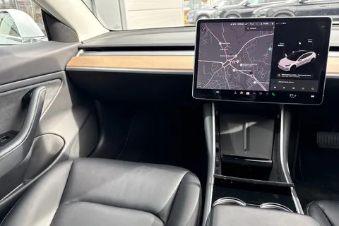 20 of 63 for Tesla Model 3 (Dual Motor) Long Range Auto 4WDE 4dr