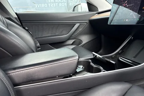 36 of 63 for Tesla Model 3 (Dual Motor) Long Range Auto 4WDE 4dr