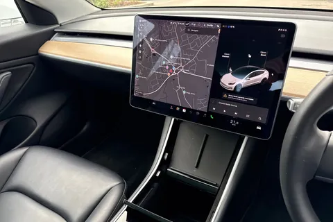 46 of 63 for Tesla Model 3 (Dual Motor) Long Range Auto 4WDE 4dr