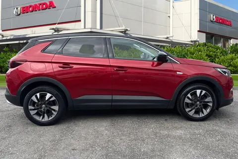 YB70LBP Vauxhall Grandland X 1.2 Turbo SRi Nav 5dr Thumbnail #4