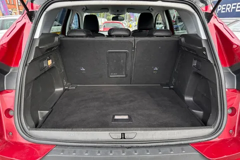 YB70LBP Vauxhall Grandland X 1.2 Turbo SRi Nav 5dr Thumbnail #10