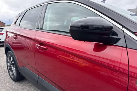 YB70LBP Vauxhall Grandland X 1.2 Turbo SRi Nav 5dr Thumbnail #26