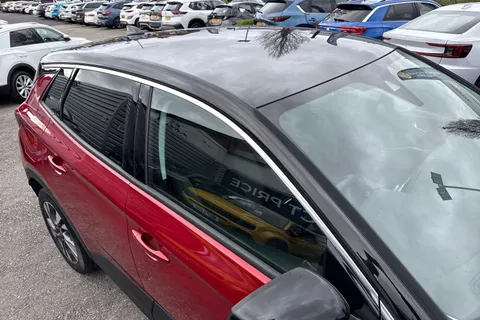 YB70LBP Vauxhall Grandland X 1.2 Turbo SRi Nav 5dr Thumbnail #27