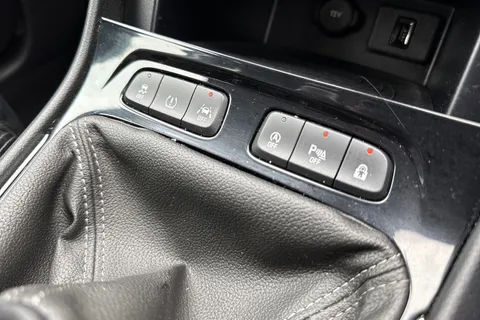 YB70LBP Vauxhall Grandland X 1.2 Turbo SRi Nav 5dr Thumbnail #45