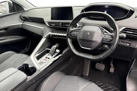 14 of 55 for PEUGEOT 3008 1.5 BlueHDi Allure EAT Euro 6 (s/s) 5dr