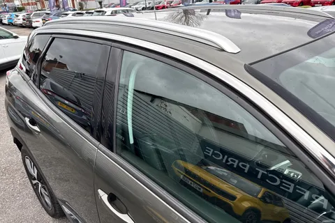 28 of 55 for PEUGEOT 3008 1.5 BlueHDi Allure EAT Euro 6 (s/s) 5dr