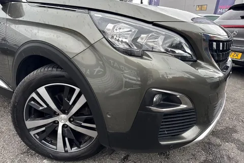 35 of 55 for PEUGEOT 3008 1.5 BlueHDi Allure EAT Euro 6 (s/s) 5dr