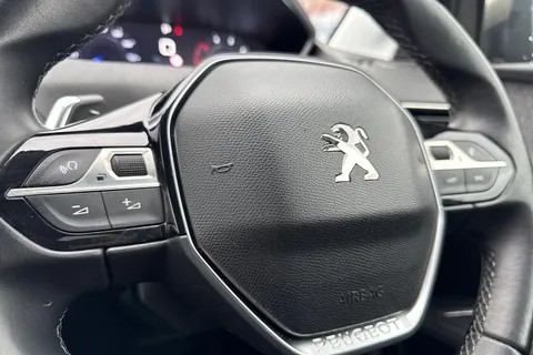 48 of 55 for PEUGEOT 3008 1.5 BlueHDi Allure EAT Euro 6 (s/s) 5dr