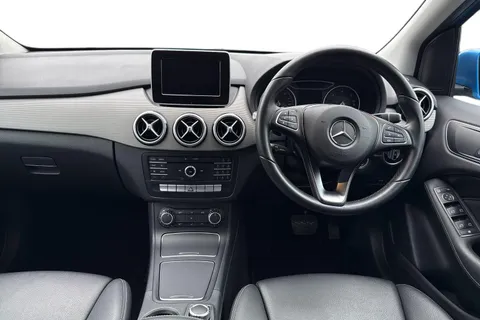 18 of 55 for Mercedes-Benz B Class 1.5 B180d SE 7G-DCT Euro 6 (s/s) 5dr