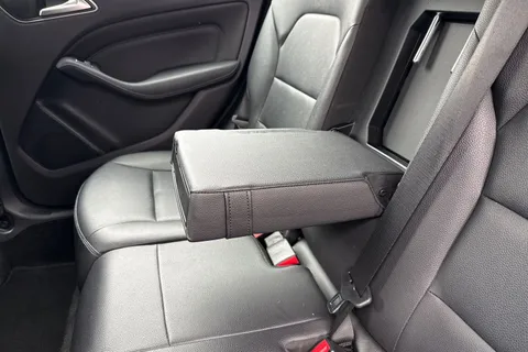 36 of 55 for Mercedes-Benz B Class 1.5 B180d SE 7G-DCT Euro 6 (s/s) 5dr