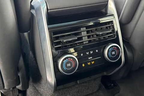 19 of 51 for Land Rover Range Rover 3.0 D300 HSE 5dr