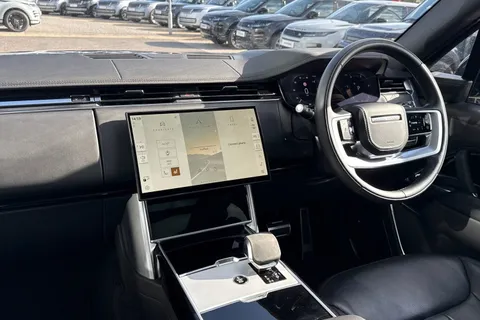 45 of 51 for Land Rover Range Rover 3.0 D300 HSE 5dr