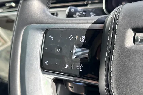 47 of 51 for Land Rover Range Rover 3.0 D300 HSE 5dr