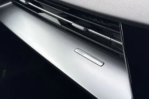 PX22NRO Audi A3 1.5 TFSI 35 Sport Sportback Euro 6 (s/s) 5dr Thumbnail #40