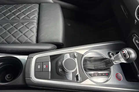 VN71OWR Audi TTS S Coup- Black Edition TFSI 320 PS S tronic Thumbnail #24