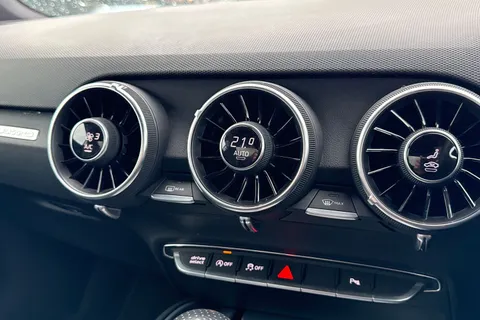 VN71OWR Audi TTS S Coup- Black Edition TFSI 320 PS S tronic Thumbnail #47