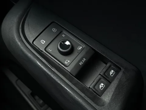 MF75LTV CUPRA Tavascan 210kW V1 77kWh 5dr Auto **DELIVERY MILEAGE** Thumbnail #18