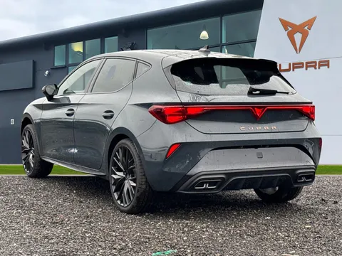  CUPRA Leon 1.5 eTSI Shadow Edition DSG Euro 6 (s/s) 5dr Thumbnail #2