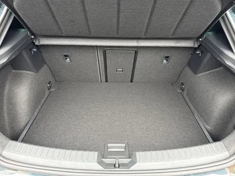  CUPRA Leon 1.5 eTSI Shadow Edition DSG Euro 6 (s/s) 5dr Thumbnail #9