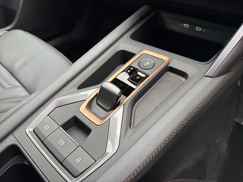  CUPRA Leon 1.5 eTSI Shadow Edition DSG Euro 6 (s/s) 5dr Thumbnail #19