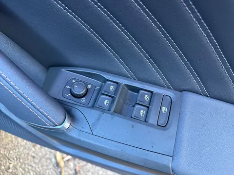  CUPRA Leon 1.5 eTSI V3 DSG Euro 6 (s/s) 5dr Thumbnail #18