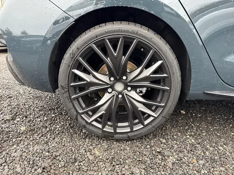  CUPRA Leon 1.5 eTSI Shadow Edition DSG Euro 6 (s/s) 5dr Thumbnail #22