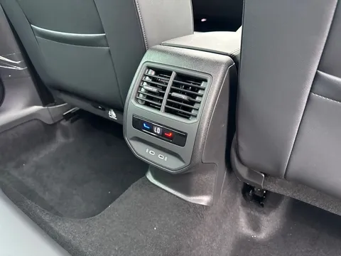  CUPRA Leon 1.5 eTSI Shadow Edition DSG Euro 6 (s/s) 5dr Thumbnail #28