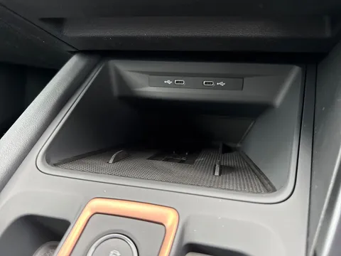  CUPRA Leon 1.5 eTSI Shadow Edition DSG Euro 6 (s/s) 5dr Thumbnail #52